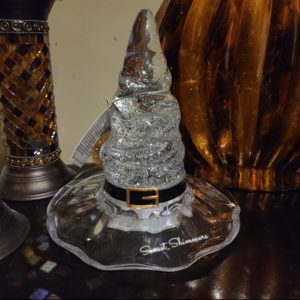 Halloween Acrylic Light Up Witch Hat Swirling Bat Snow Globe NEW